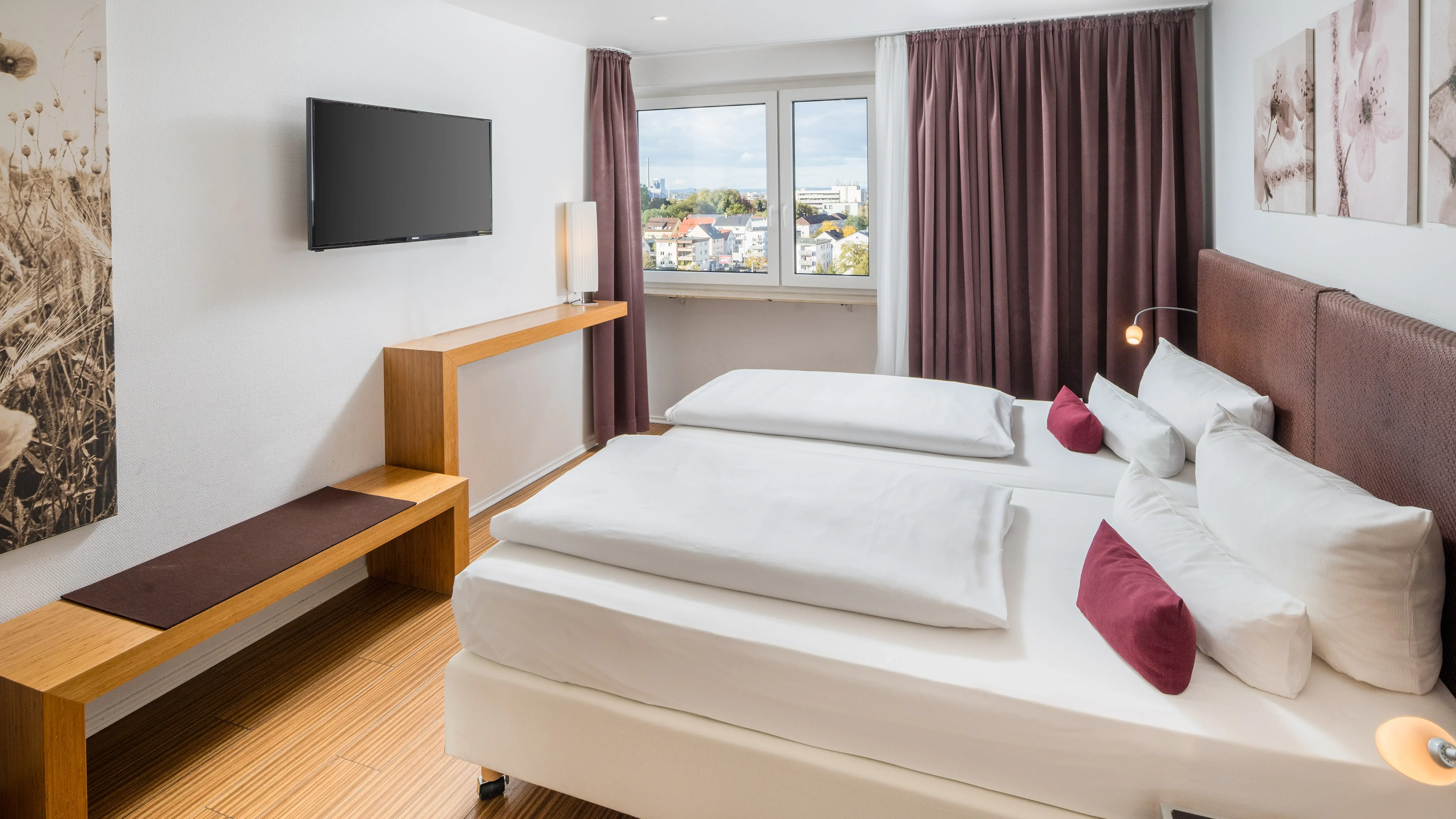 AltHnHomeSuites1